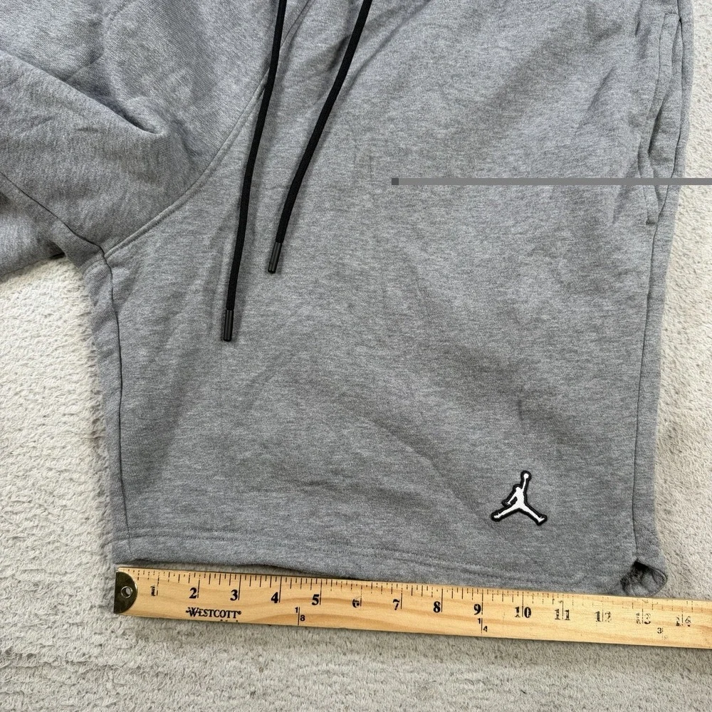 Nike Air Jordan Shorts Men XL Grey Fleece Jumpman Drawstring Sweat Gym Essential